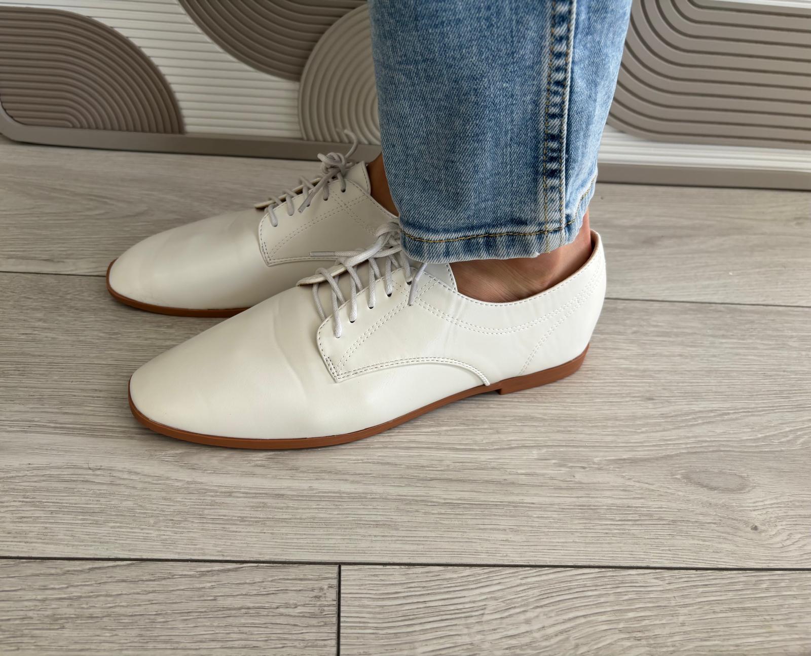 Derby Lorna blanc