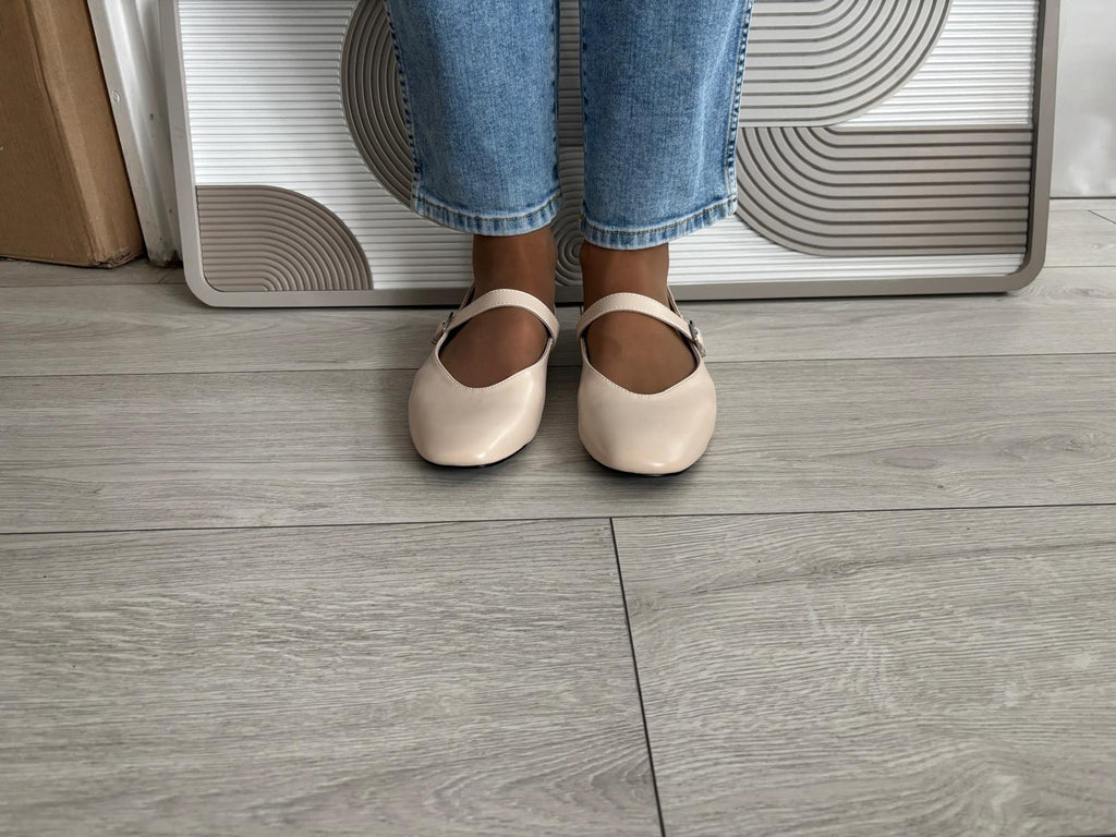 Mary-Jane Lilou beige