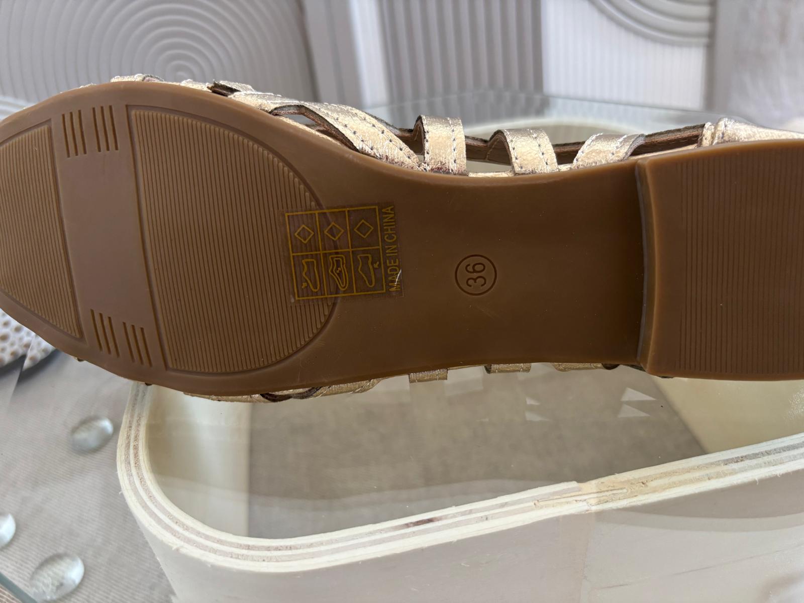 Darel gold ballet flats